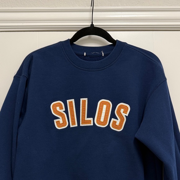 Magnolia Silos Navy Sweatshirt - Picture 2 of 4
